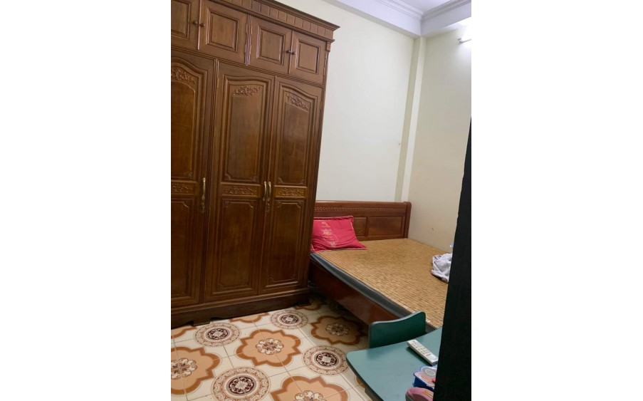 Cho thuê nhà nguyên căn Ngõ 211 Khương Trung, thanh xuân 35m2 x 4 tầng, 3 ngủ, 10 Triệu